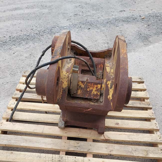 Used COUPLER GRP - QUICK 1608288 4